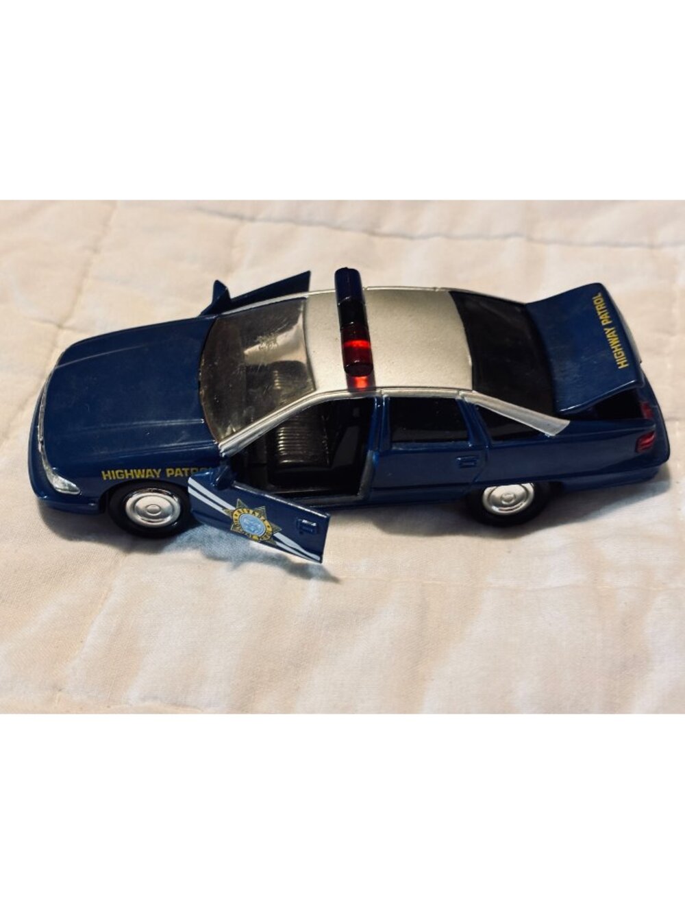 Vintage 1993 Road Champs Chevrolet Caprice Nevada State Police Diecast Car 1:43